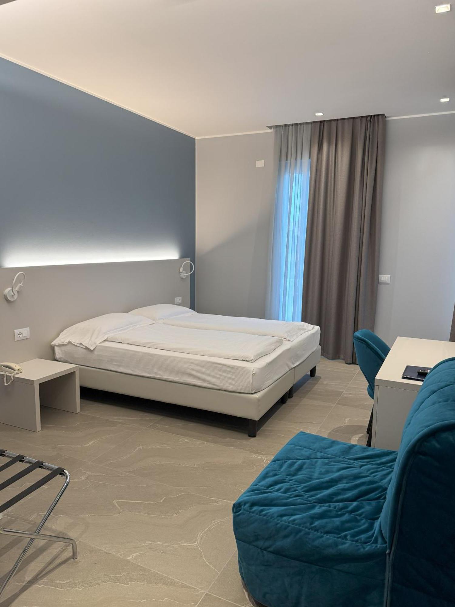Hotel Paradiso Bardolino Exteriör bild